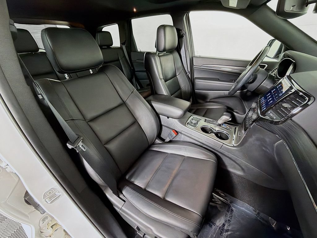 Used 2021 Jeep Grand Cherokee Limited AWD/4WD image 28
