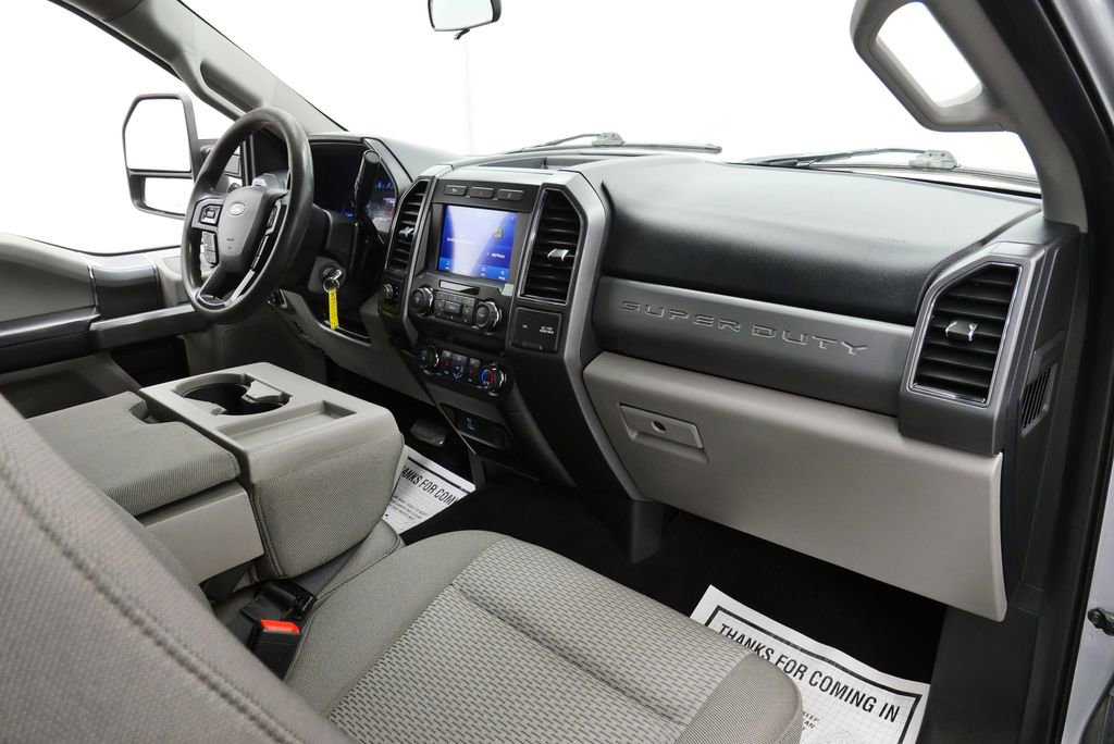 Used 2020 Ford F250 XLT w/ XLT Premium Package image 16
