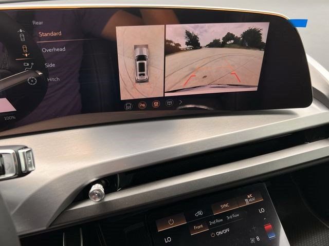 New 2027 Cadillac Vistiq Luxury AWD/4WD image 16