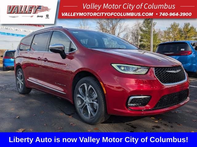 New 2026 Chrysler Pacifica Pinnacle