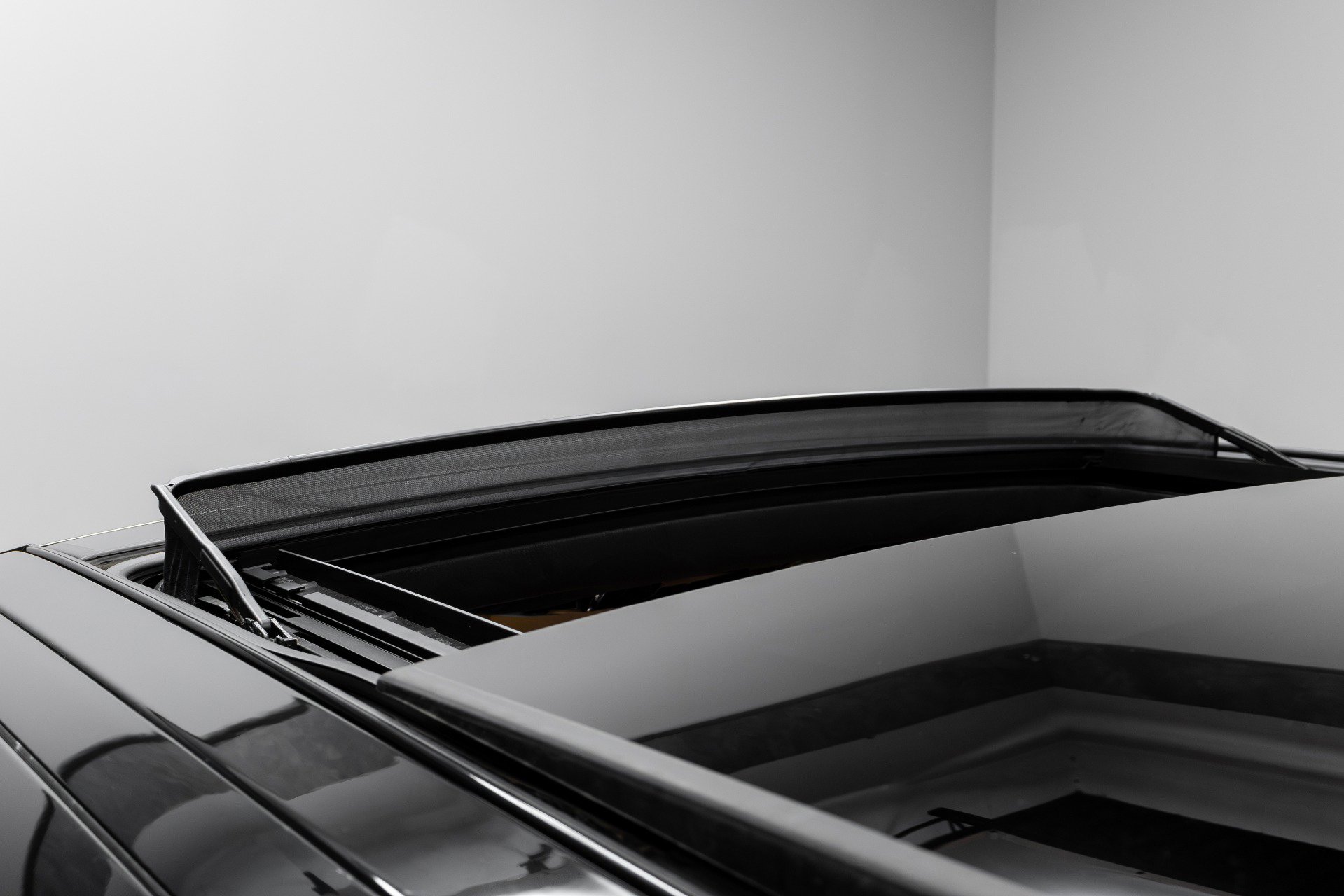 Used 2022 Land Rover Range Rover Autobiography image 66