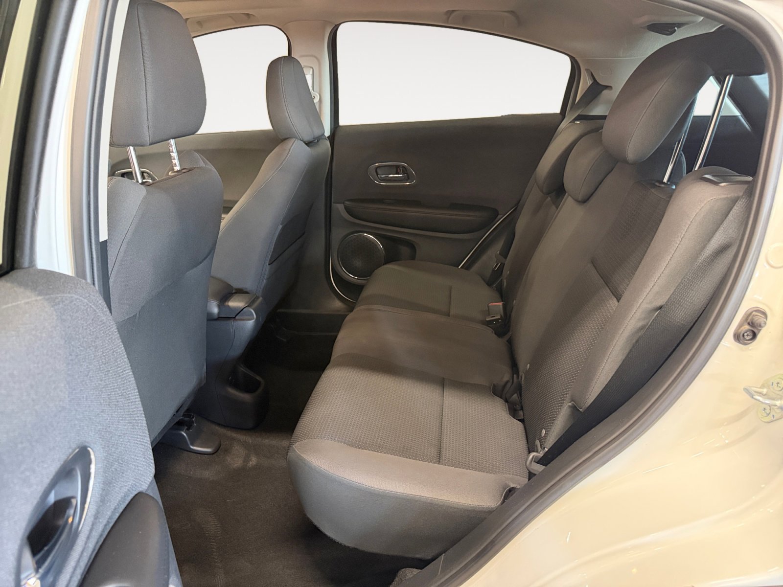 Used 2022 Honda HR-V EX image 24