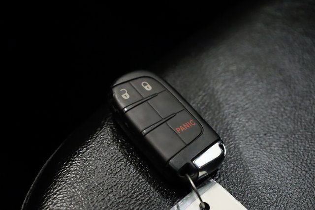 Used 2023 Jeep Compass Latitude image 33