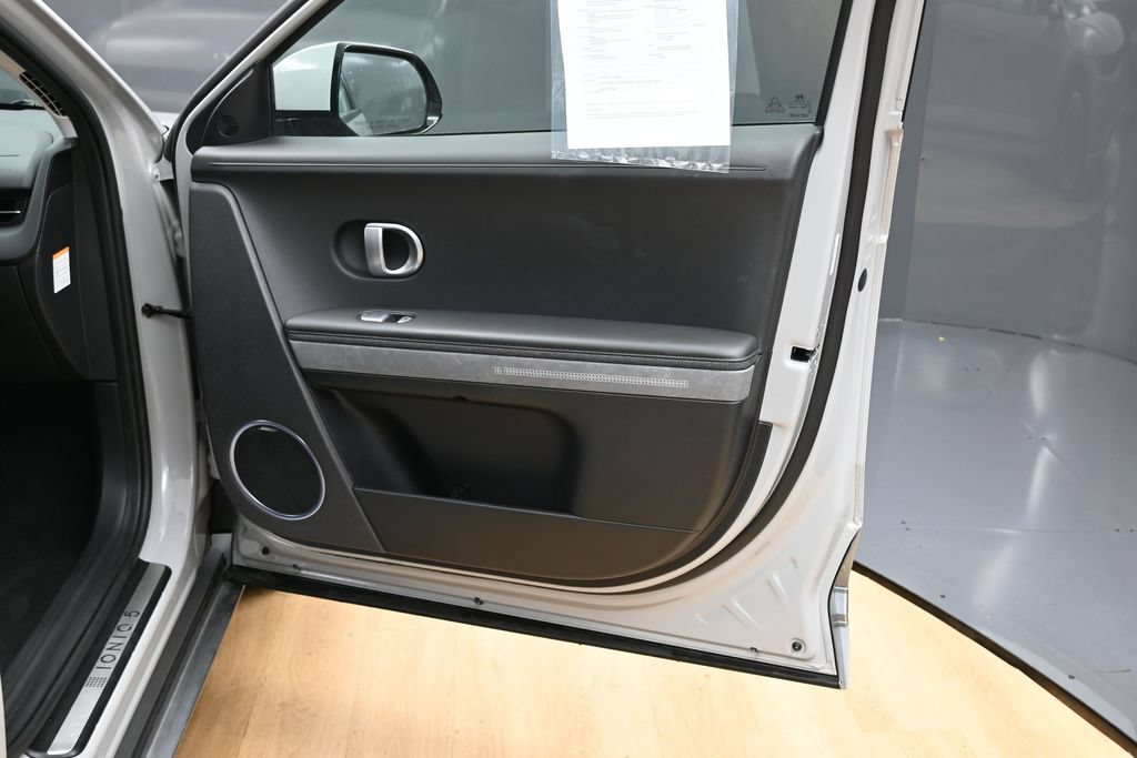 Used 2022 Hyundai Ioniq 5 Limited AWD/4WD image 37