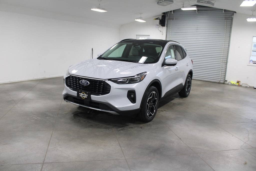 New 2026 Ford Escape Platinum w/ Premium Technology Package image 3