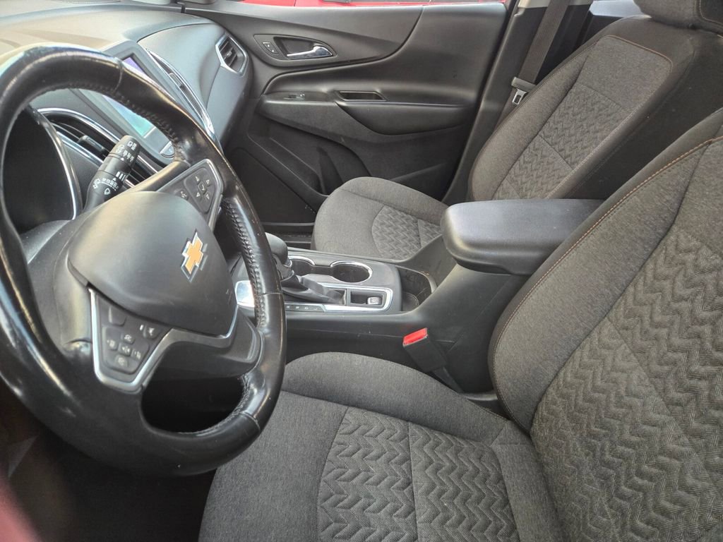 Used 2022 Chevrolet Equinox LT image 4