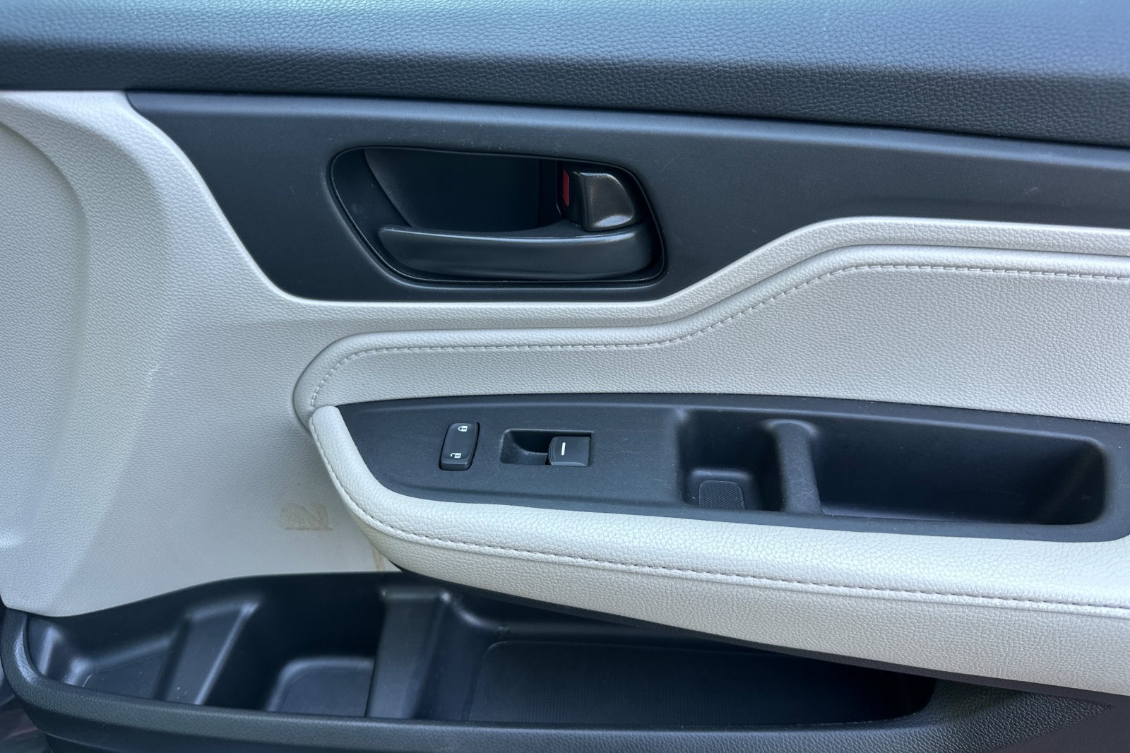 Used 2025 Honda Odyssey EX-L image 22