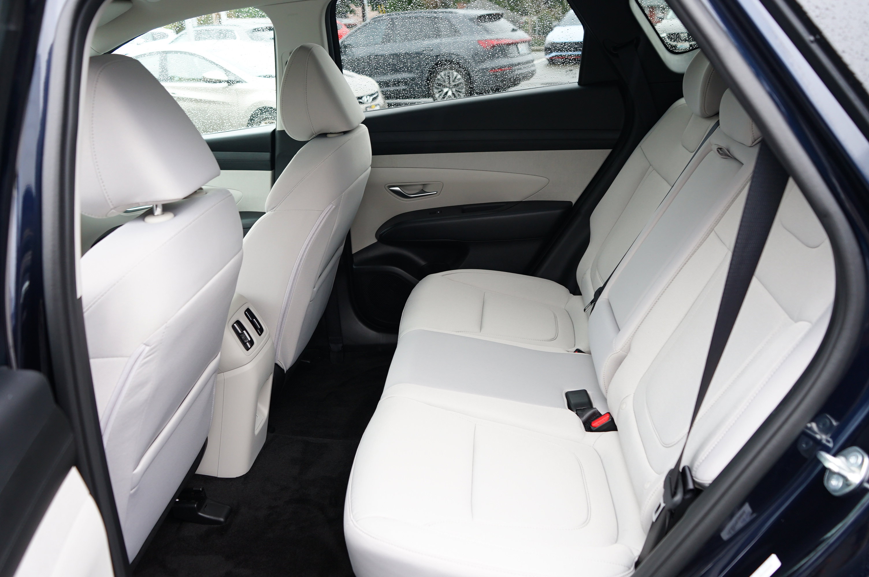 Used 2025 Hyundai Tucson SEL AWD/4WD image 17