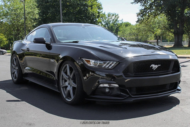 Used 2017 Ford Mustang GT image 12