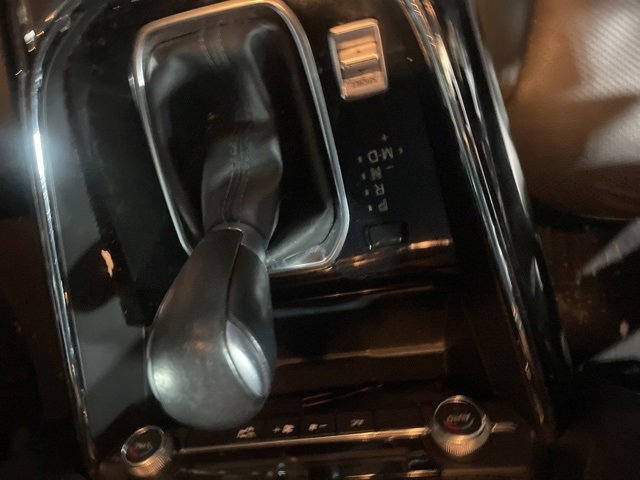 Certified 2022 MAZDA CX-9 Touring w/ Touring Premium Package image 21