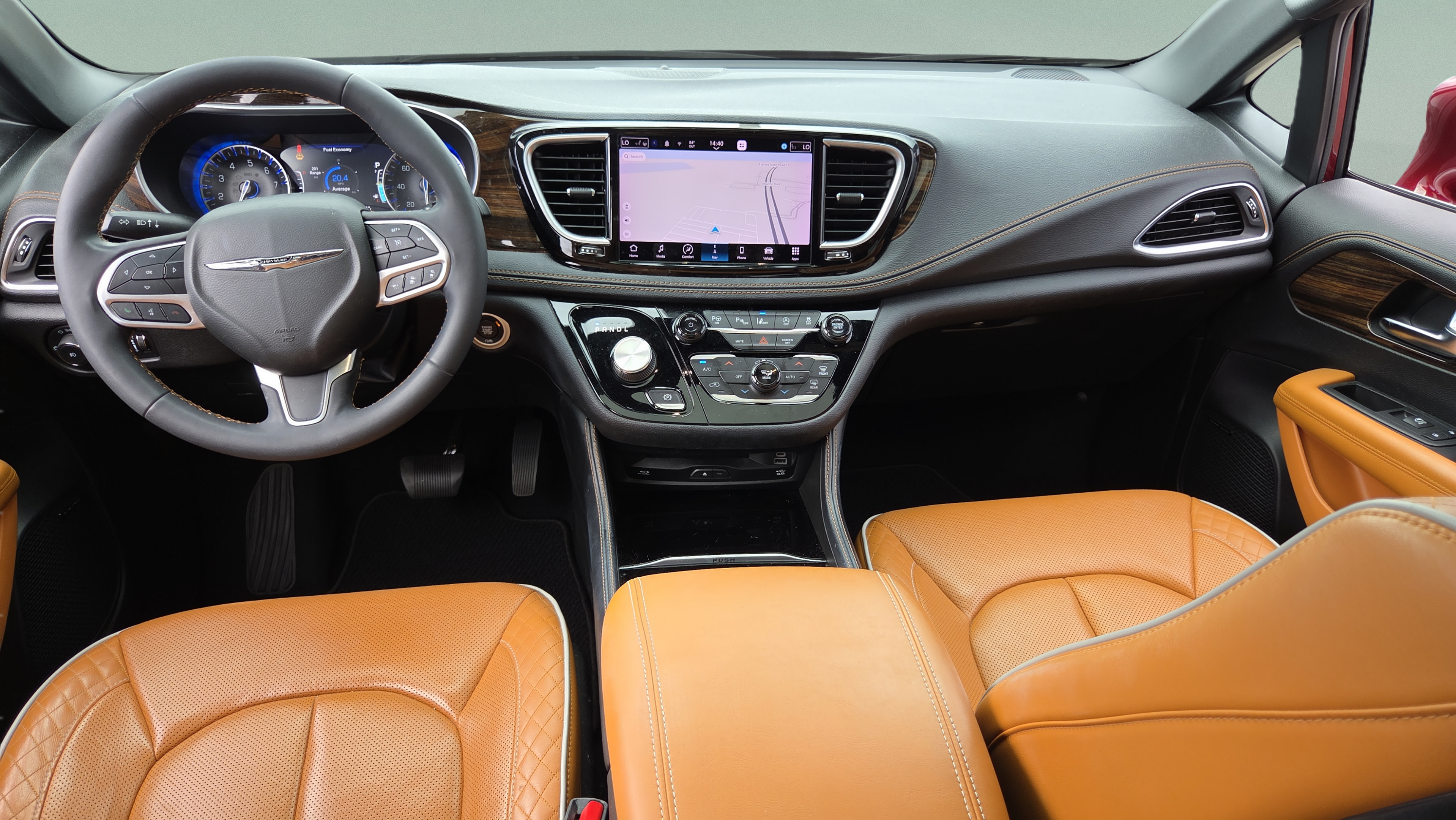 Used 2022 Chrysler Pacifica Pinnacle FWD image 14