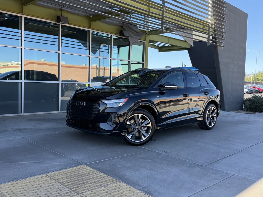 Used 2024 Audi Q4 e-tron Premium Plus w/ Premium Plus