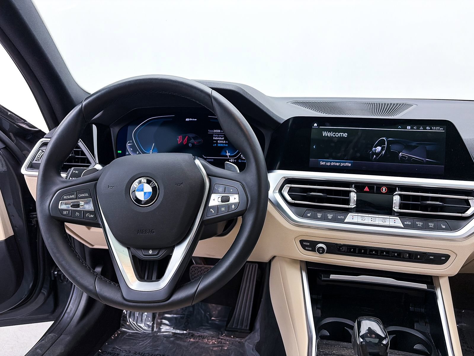 Used 2021 BMW 330e xDrive w/ Convenience Package AWD/4WD image 6