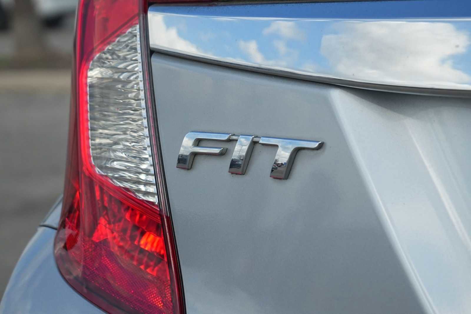 Used 2018 Honda Fit EX image 8