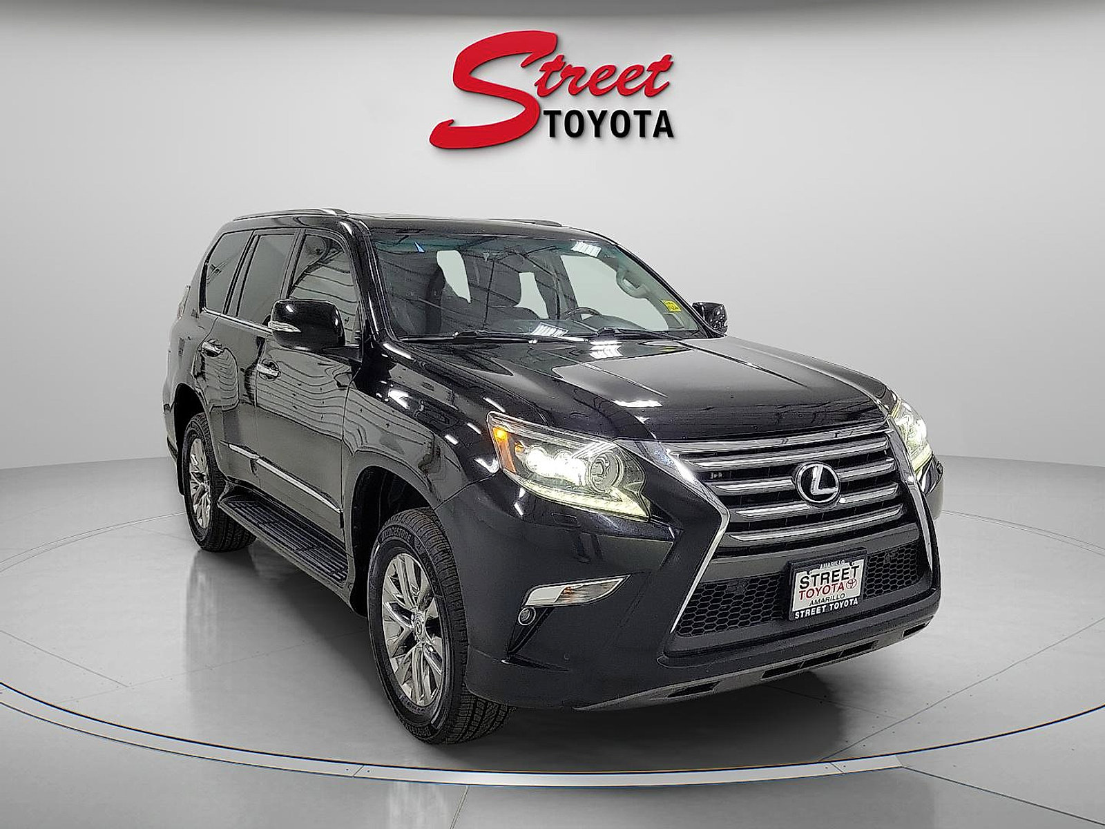 Used 2017 Lexus GX 460 image 5