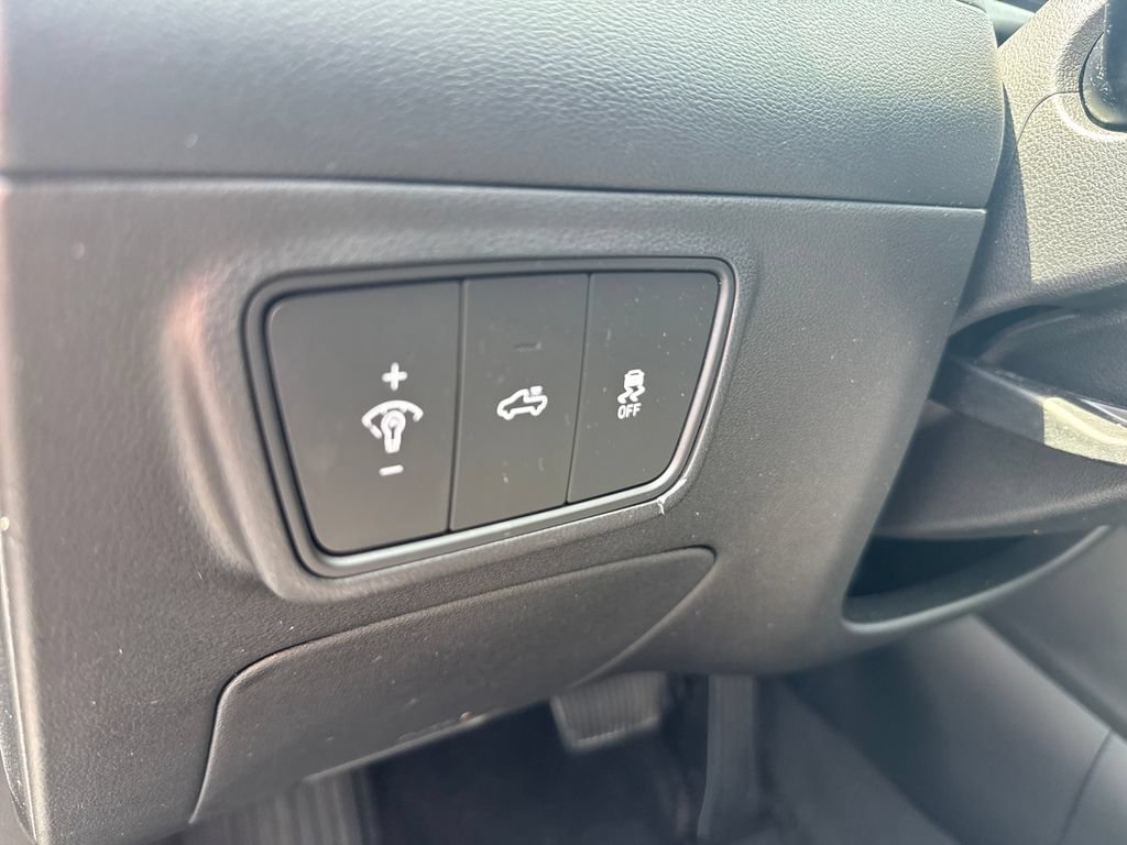 Used 2022 Hyundai Santa Cruz SEL Premium AWD/4WD image 11
