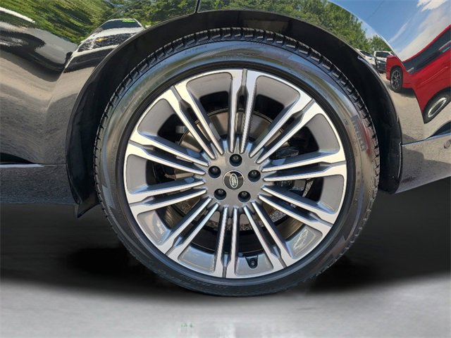 Used 2023 Land Rover Range Rover SE image 14