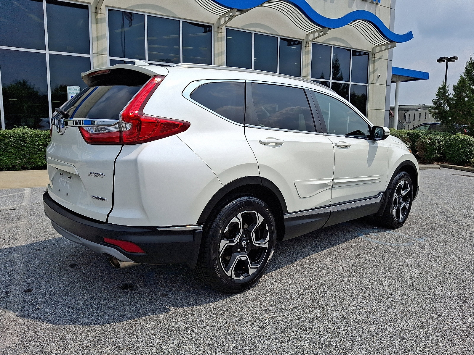Used 2018 Honda CR-V Touring image 6