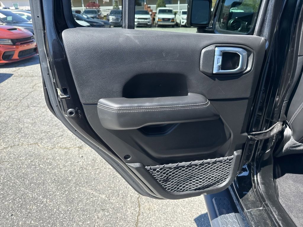 Used 2021 Jeep Wrangler Unlimited Sahara w/ Cold Weather Group image 27