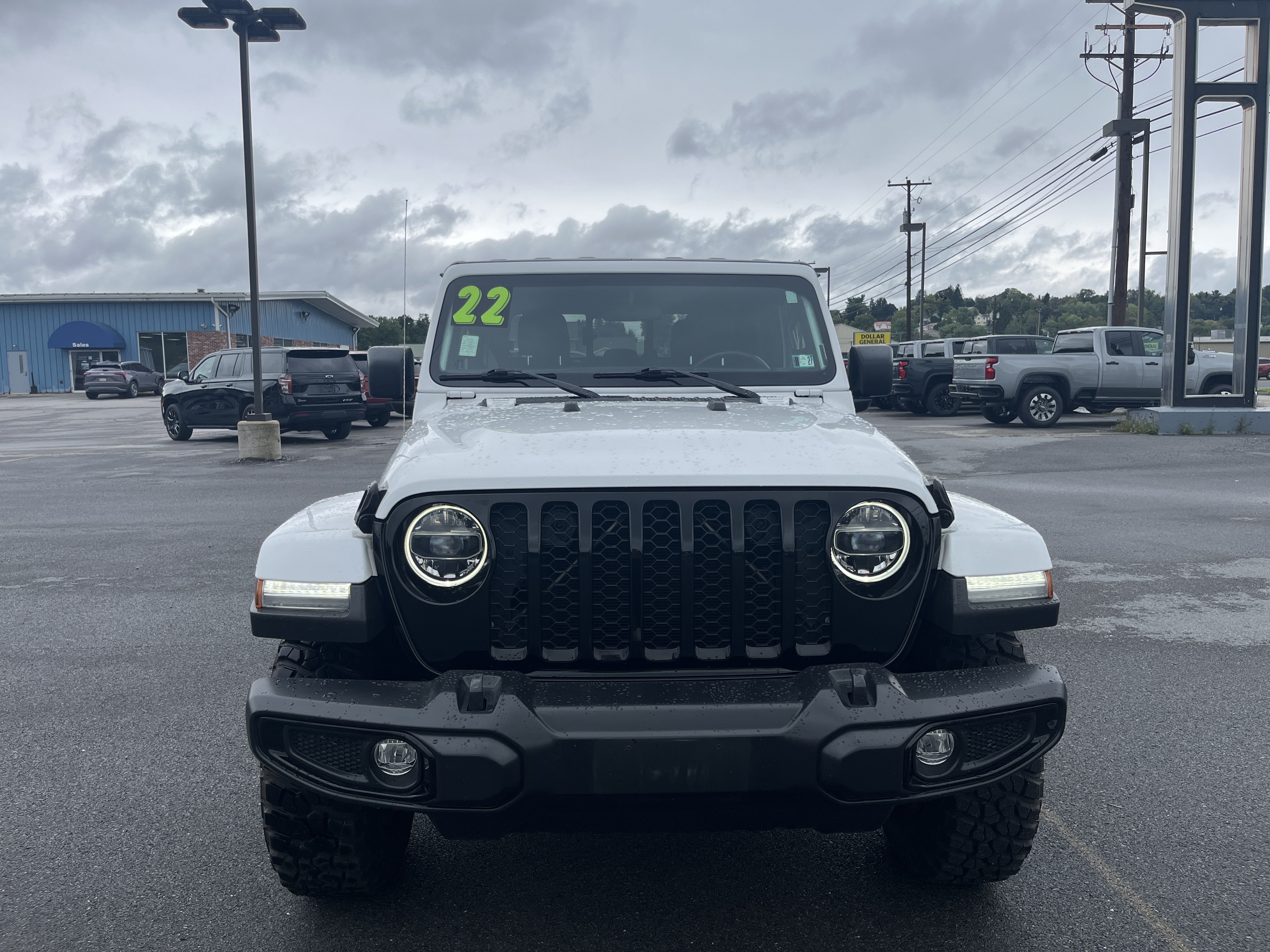 Used 2022 Jeep Gladiator Sport AWD/4WD image 9