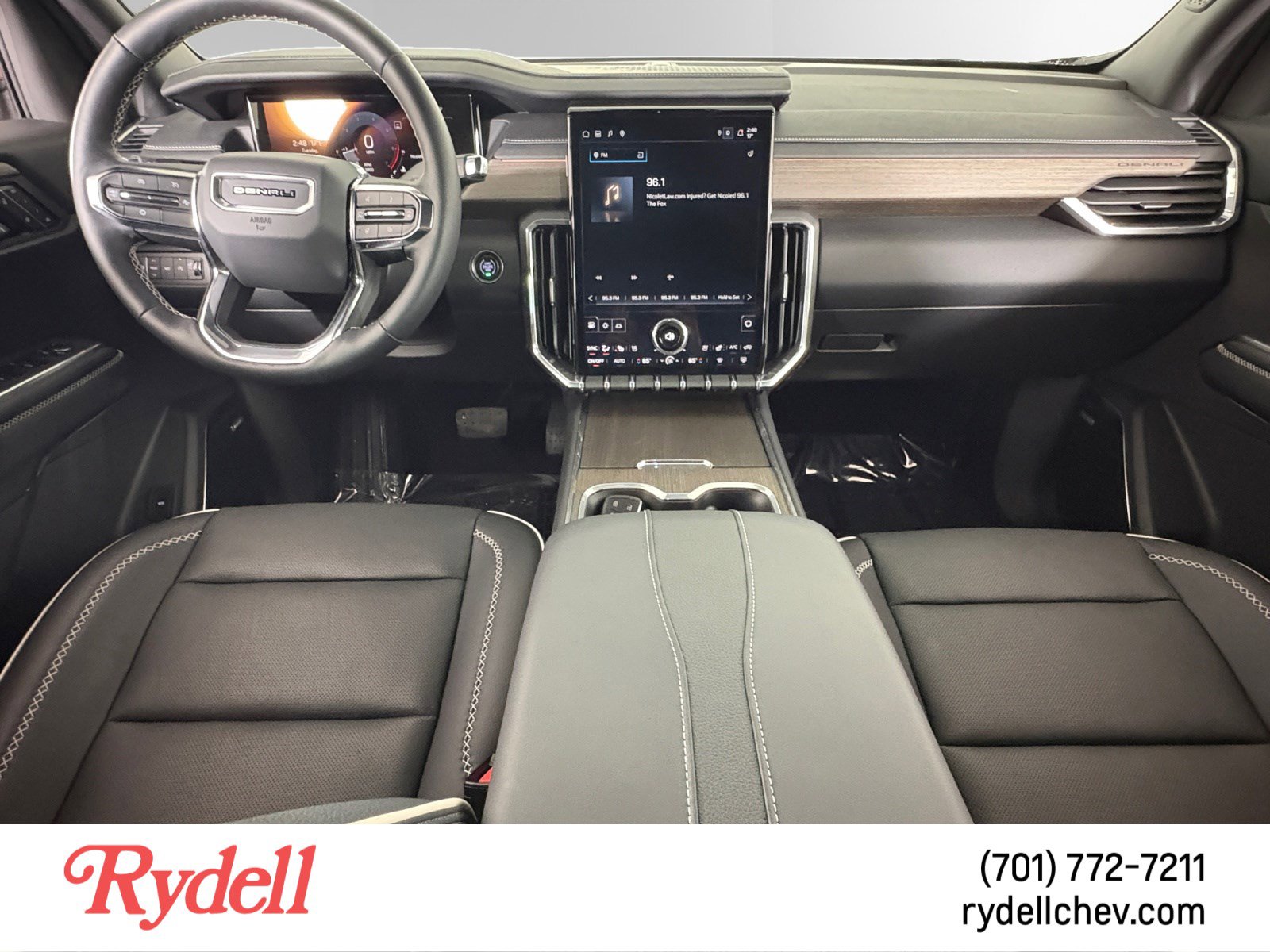 Used 2025 GMC Acadia Denali w/ LPO, Floor Liner Package image 12