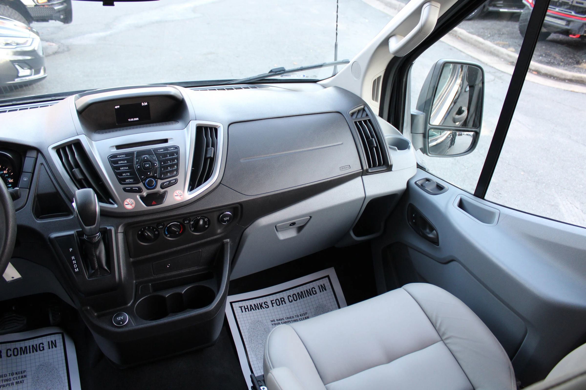 Used 2019 Ford Transit 350 XLT image 15