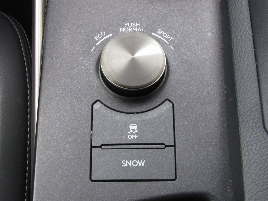 Used 2016 Lexus IS 300 AWD image 31