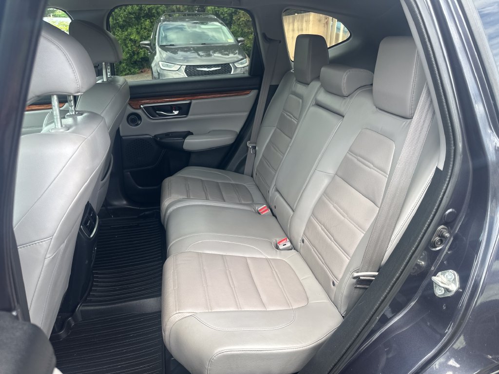 Used 2018 Honda CR-V Touring image 16