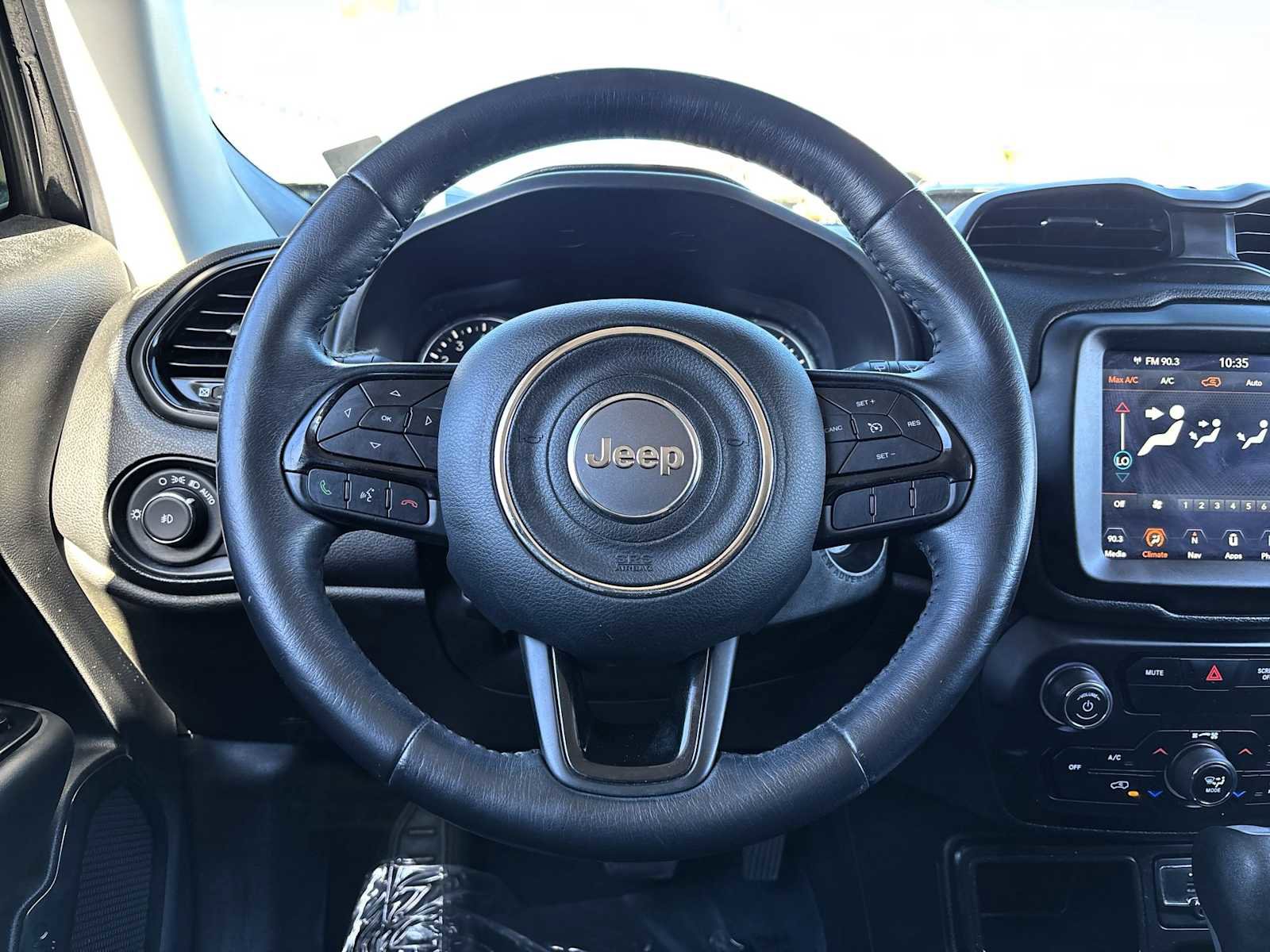 Used 2020 Jeep Renegade Altitude w/ UConnect 8.4 Nav Group image 19