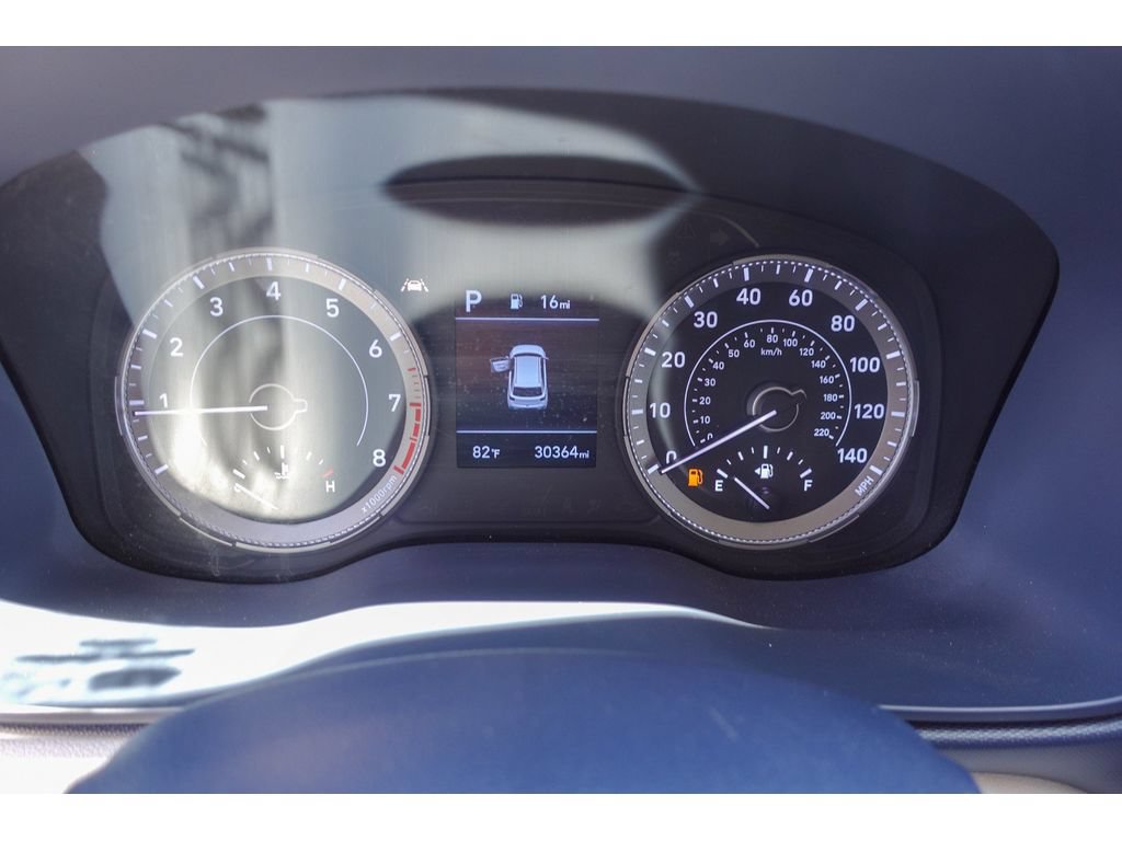 Used 2021 Hyundai Venue FWD image 17