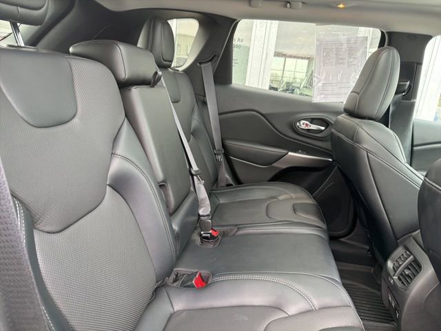 Used 2022 Jeep Cherokee Limited image 35