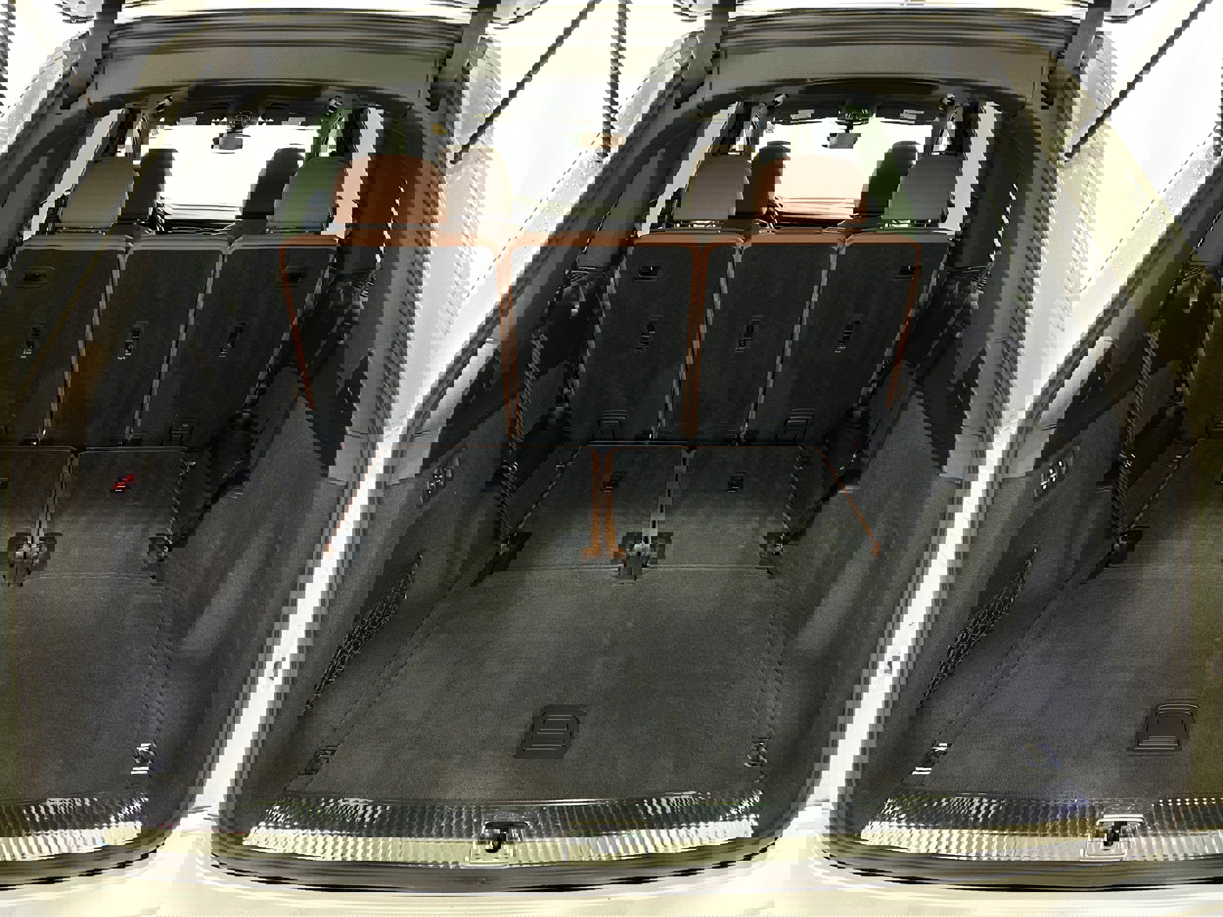 Used 2021 Audi Q7 image 36