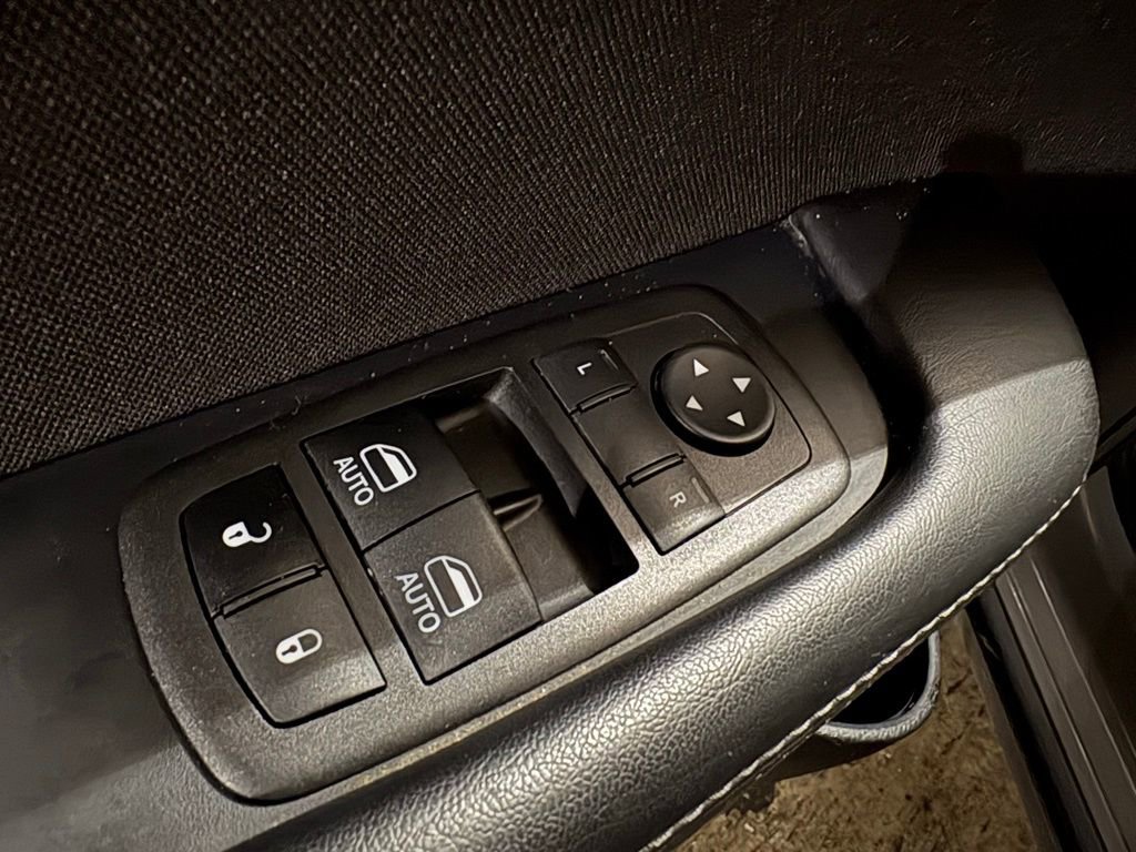 Used 2023 Dodge Challenger R/T w/ Blacktop Package image 20