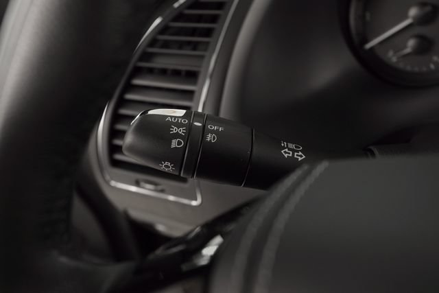 Used 2023 INFINITI QX80 Sensory AWD/4WD image 35