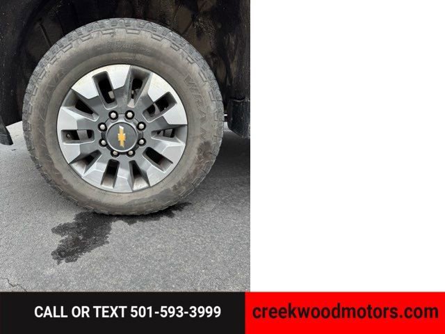 Used 2025 Chevrolet Silverado 2500 Custom w/ Custom Value Package image 14