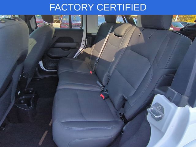 Certified 2021 Jeep Wrangler Unlimited Sahara image 28