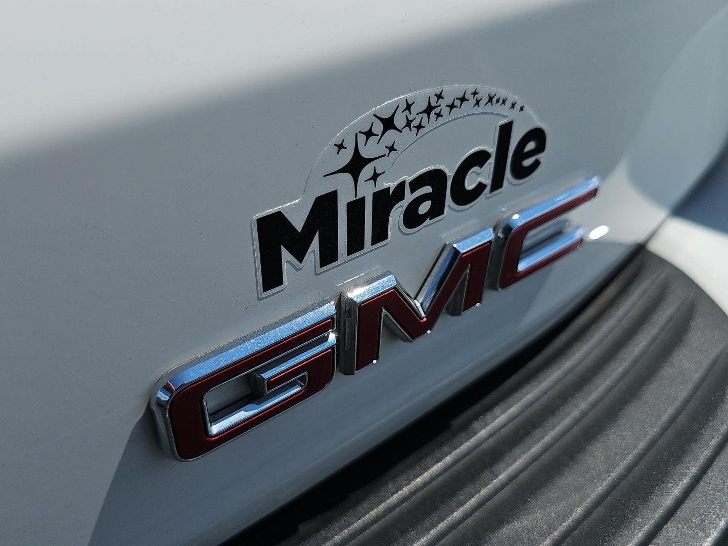 Used 2025 GMC Yukon Denali AWD/4WD image 35