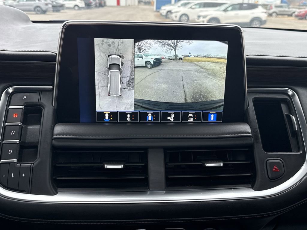 Used 2023 Chevrolet Suburban High Country image 24