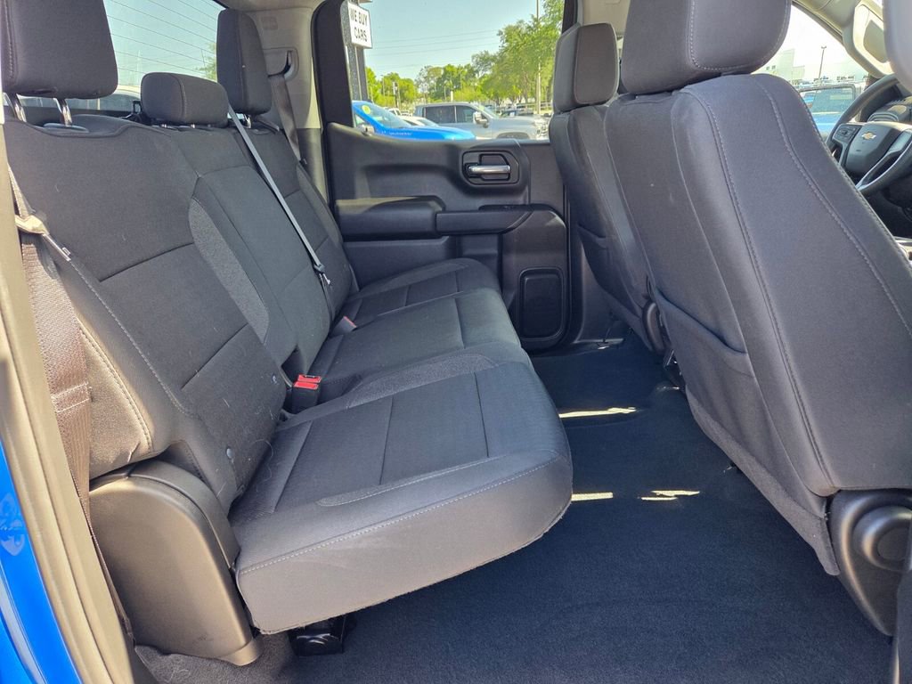Certified 2025 Chevrolet Silverado 1500 Custom w/ Turbomax Blackout Package AWD/4WD image 15