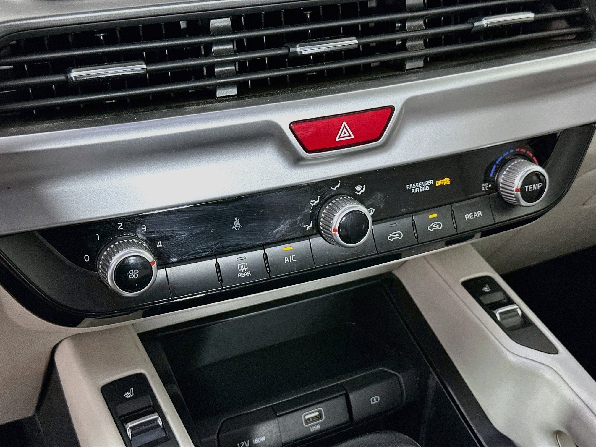 Used 2020 Kia Telluride S AWD/4WD image 23
