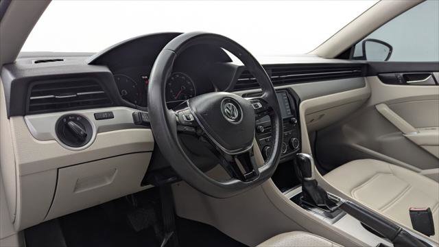 Used 2021 Volkswagen Passat 2.0T SE image 23