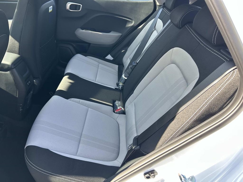 New 2026 Hyundai Venue SEL image 18