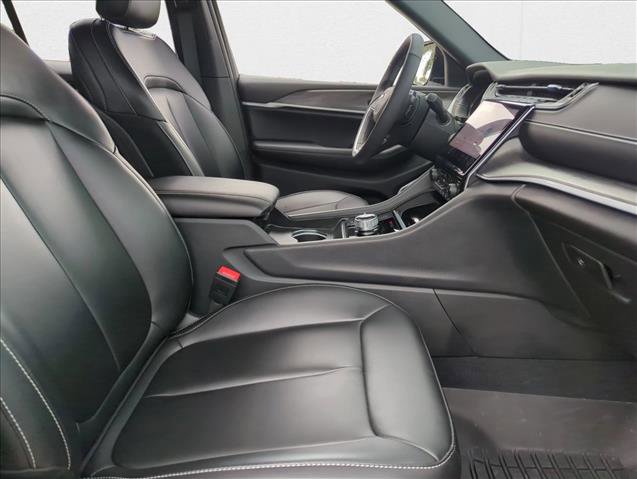 Used 2025 Jeep Grand Cherokee Limited 4xe image 25