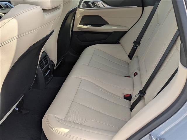 Used 2026 BMW i4 xDrive40i w/ M Sport Package AWD/4WD image 17