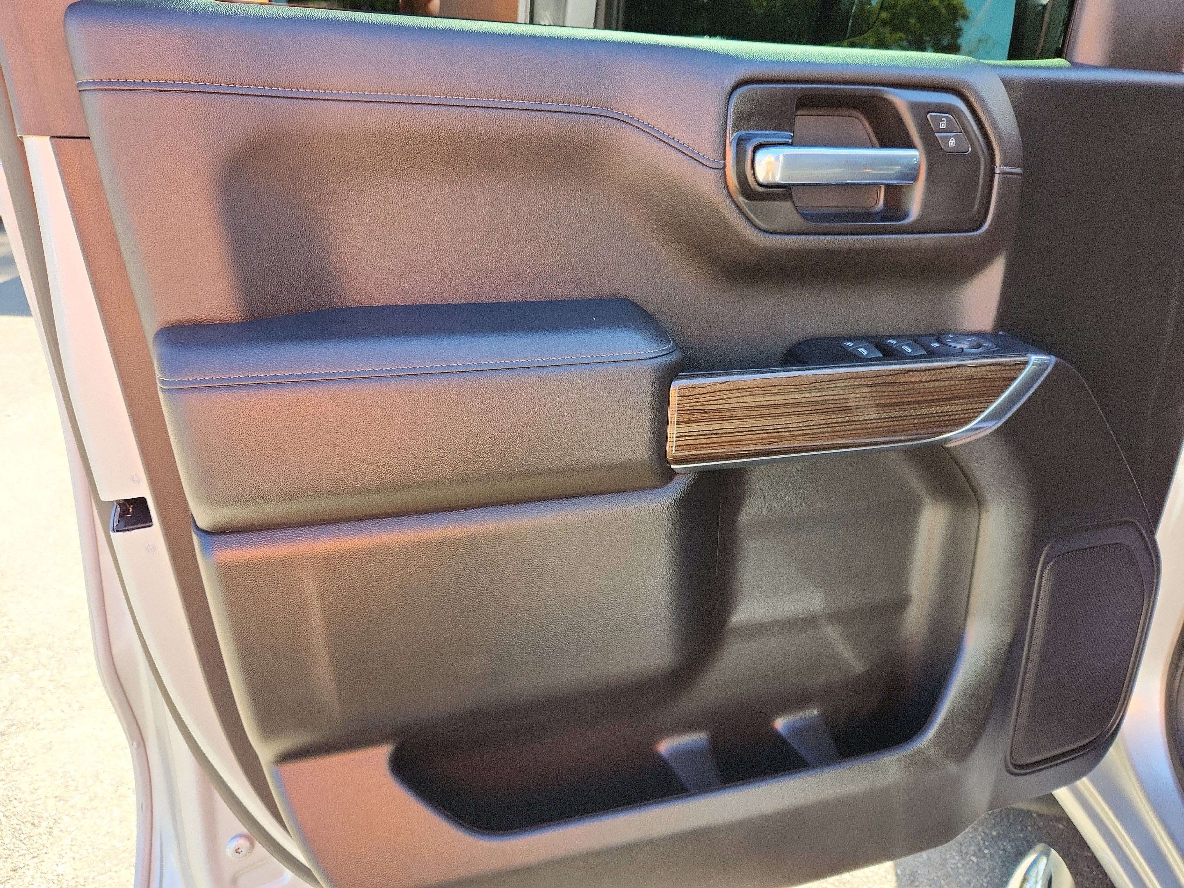 Used 2022 Chevrolet Silverado 1500 RST image 21