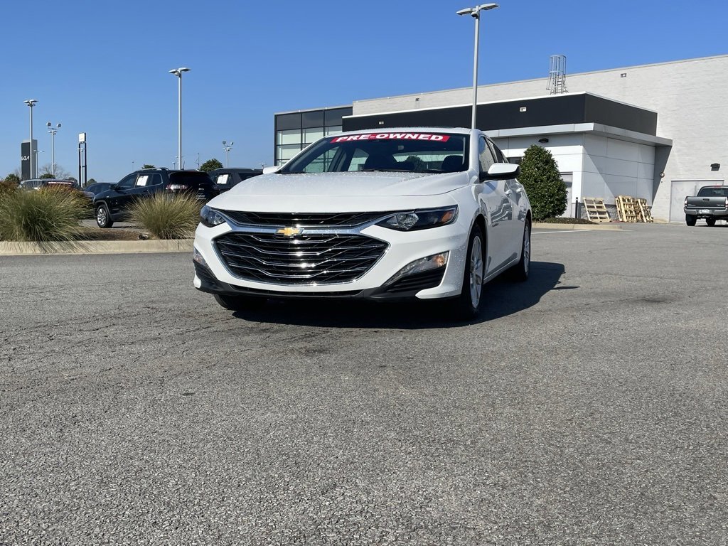 Used 2024 Chevrolet Malibu LT image 3