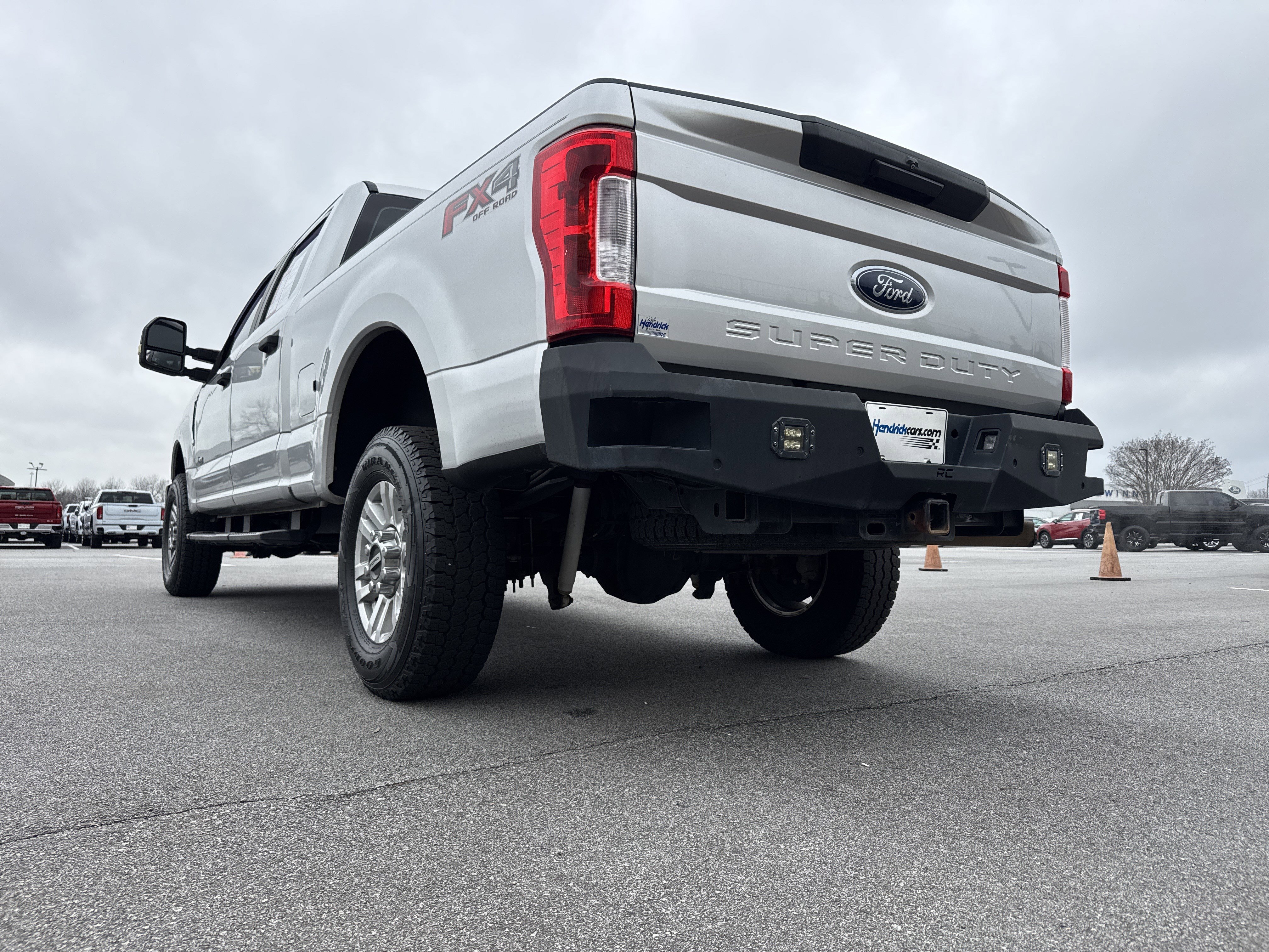 Used 2019 Ford F250 XL w/ STX Appearance Package image 8