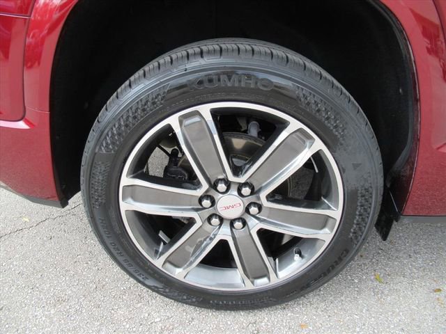 Used 2017 GMC Acadia Denali w/ Technology Package image 32