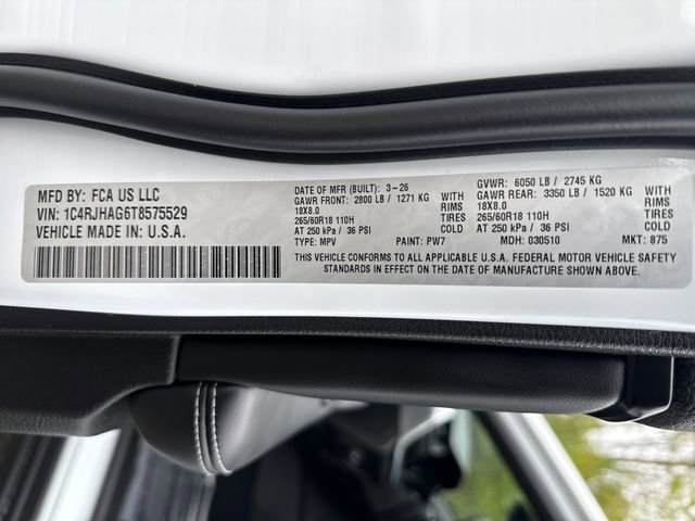 New 2026 Jeep Grand Cherokee Laredo image 16