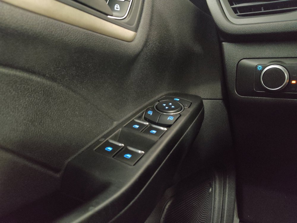 Used 2022 Ford Escape S FWD image 27